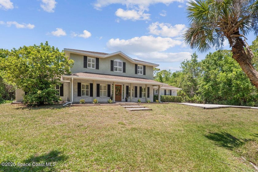 Welcome to your dream home in the prestigious Windover Farms - photo 4
