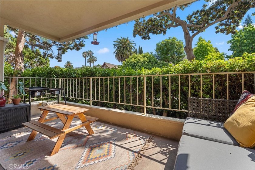 This charming and spacious downtown condo delivers what most - photo 7
