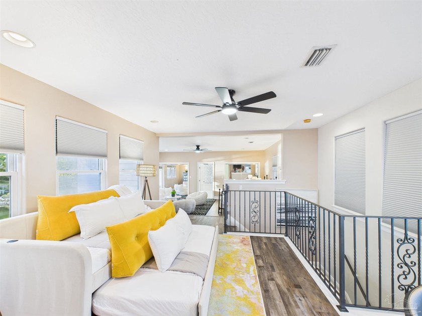 39 Mariner Lane is for the discerning buyer. Newly renovated by - photo 25