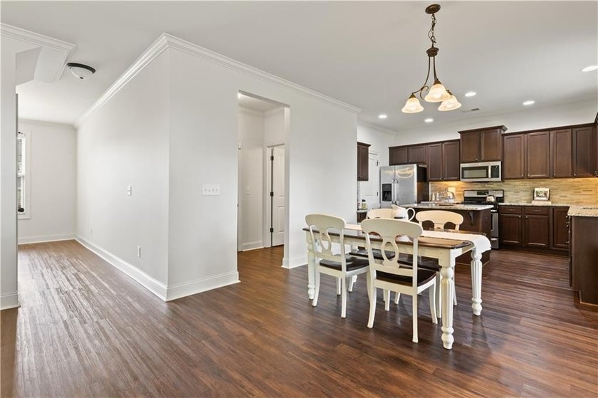 So many great updates in this home on the lake in The Preserve! - photo 9