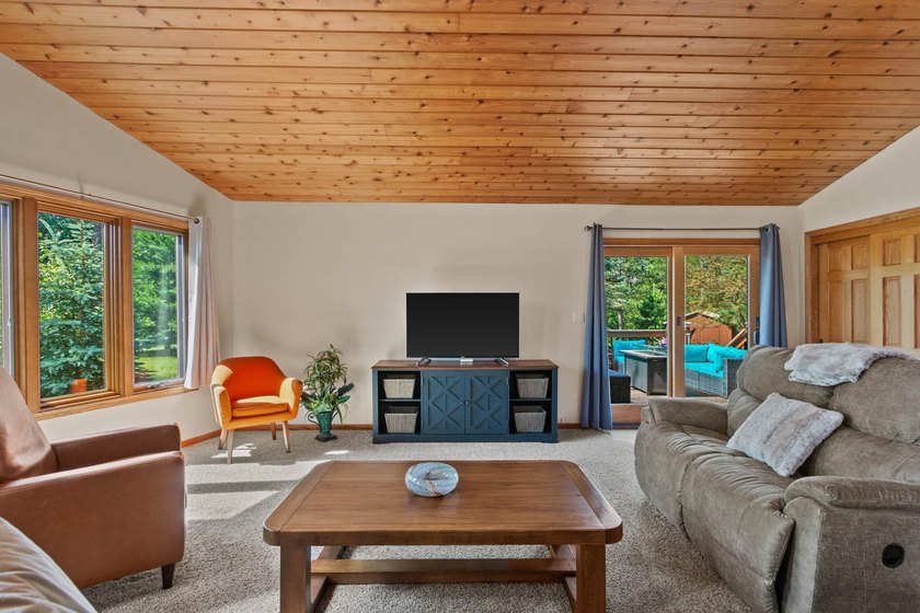 Lake Arrowhead Golf Course/Lake Access Home! The perfect - photo 12