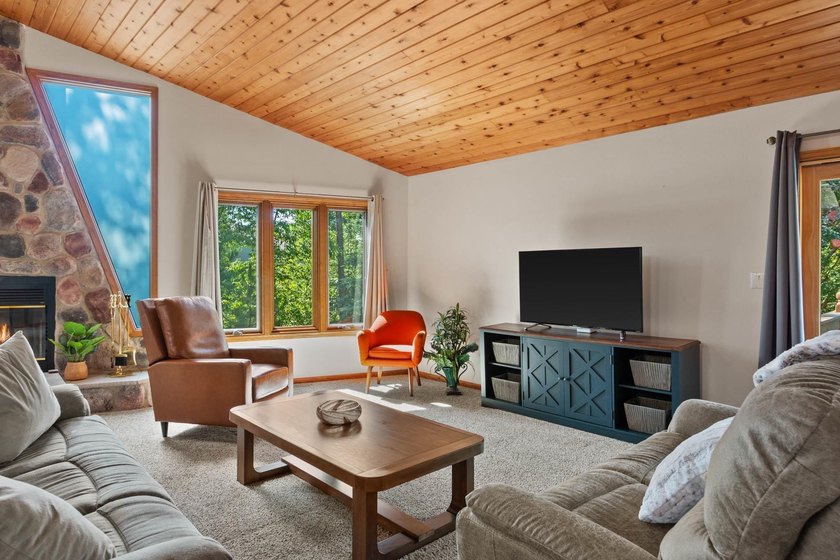 Lake Arrowhead Golf Course/Lake Access Home! The perfect - photo 13