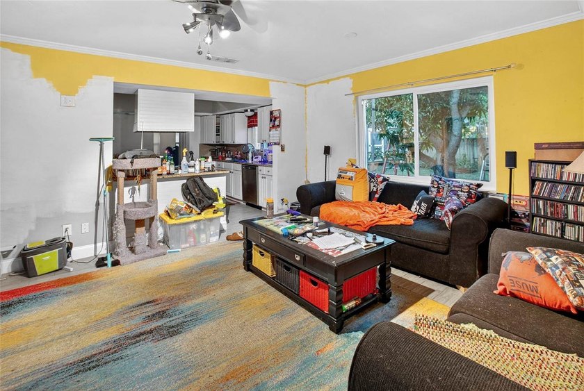 Under contract-accepting backup offers. Short Sale. BACK ON THE - photo 4
