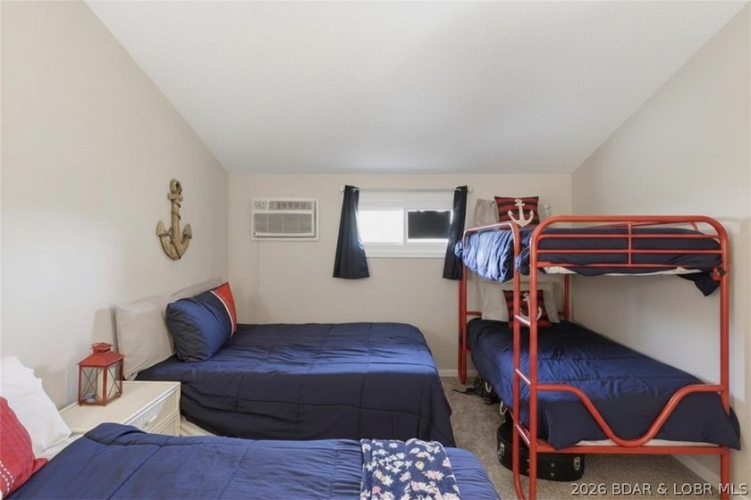 Completely remodeled and turn-key, this 3-bedroom, 2-bath condo - photo 19