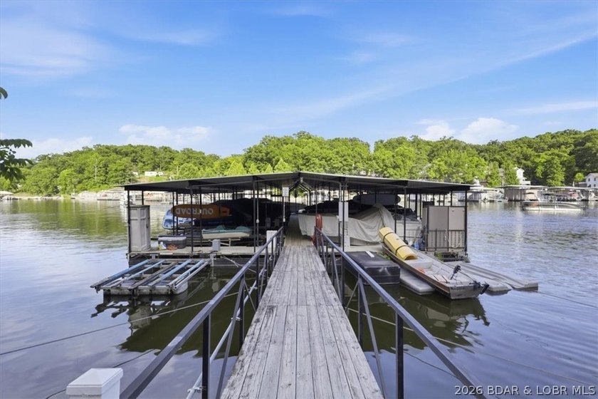 Completely remodeled and turn-key, this 3-bedroom, 2-bath condo - photo 24