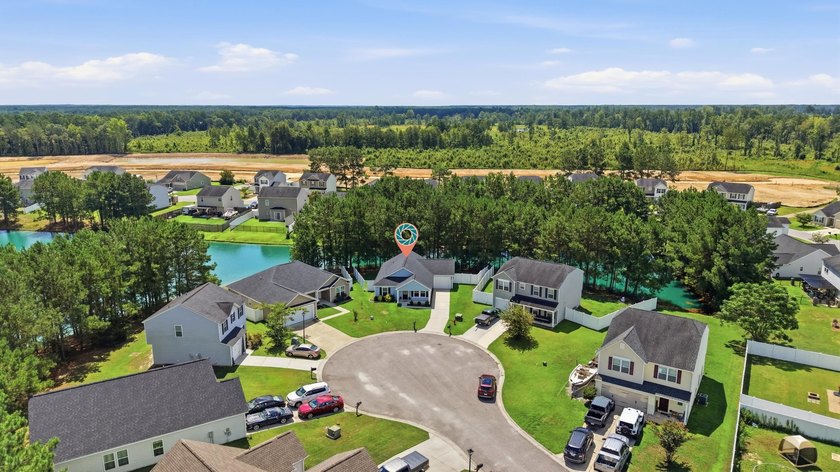 Welcome to this charming 3-bedroom, 2-bath home in the desirable - photo 25