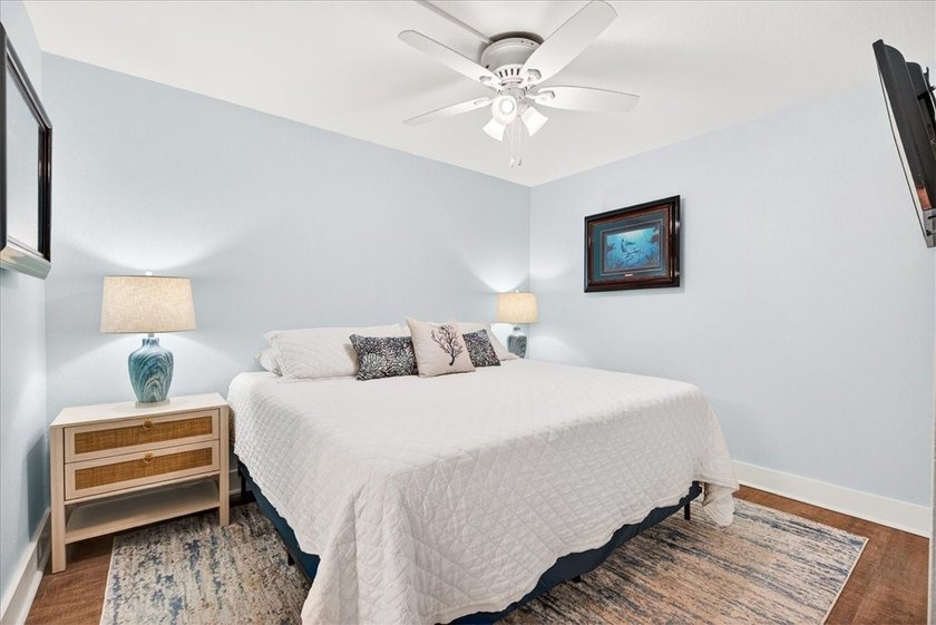NORTH SIDE VIEWS. FULLY UPDATED. DEEDED COVERED PARKING SPACE!!! - photo 27