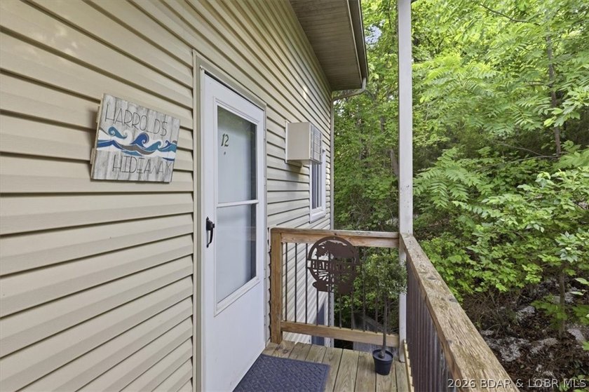 Completely remodeled and turn-key, this 3-bedroom, 2-bath condo - photo 28