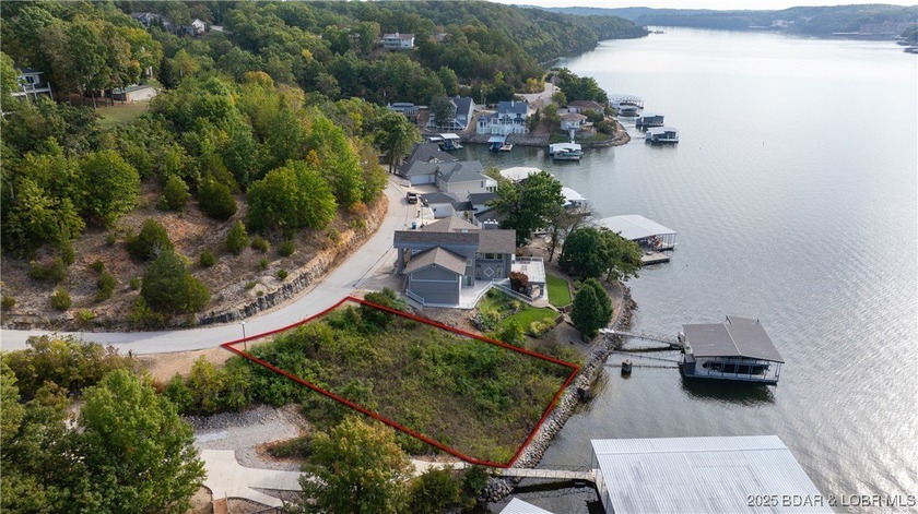 Lakefront living at its Finest! Check out this beautiful - photo 4
