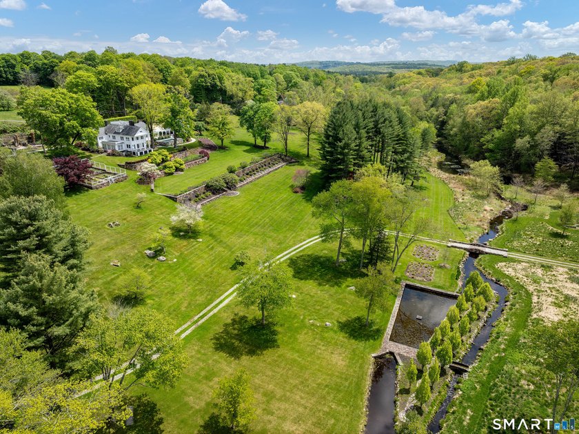 Set across 53 gated acres in Northern Fairfield County, this - photo 8