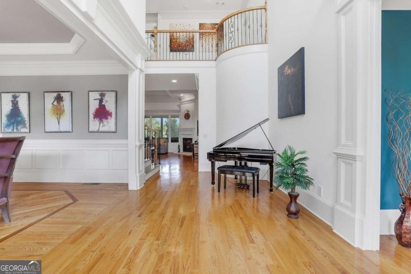 Perfectly positioned along the golf course in the prestigious - photo 2