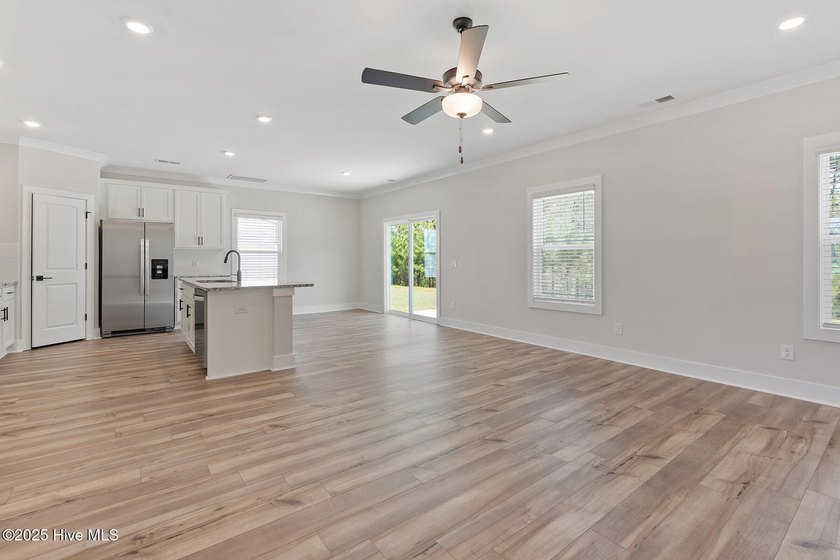 AVAILABLE NOW! The Avery floor plan is a beautifully designed - photo 3