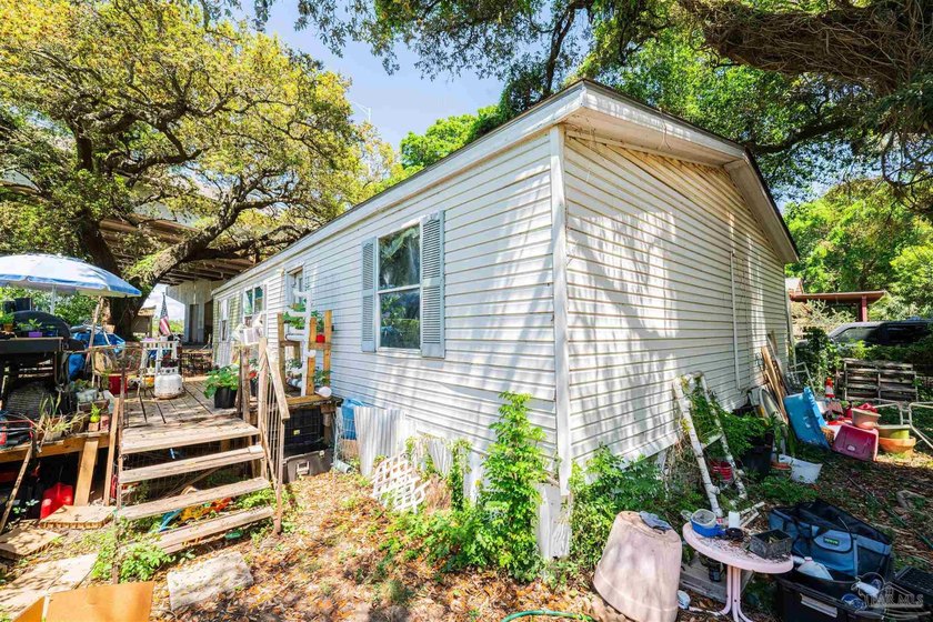 Investor Opportunity Near Bayou Chico &amp; NAS Pensacola! Located - photo 9