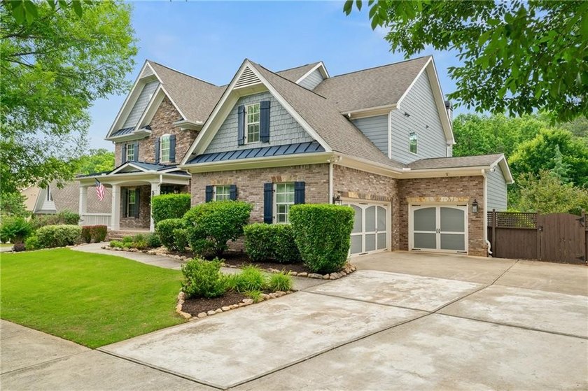 One of a Kind-The Largest Home in the Community! This - photo 4