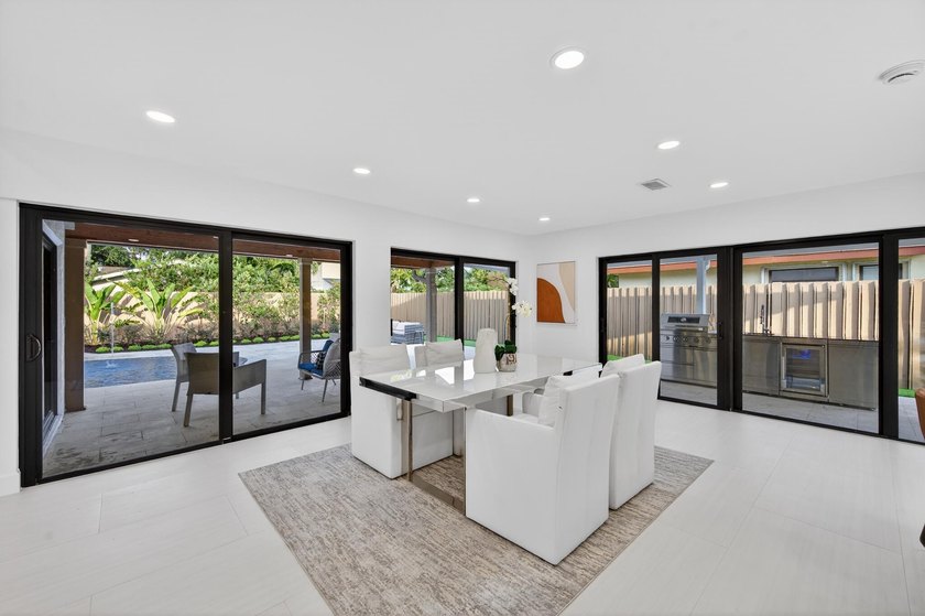 Exquisitely reimagined, this stunning 3-bedroom, 2-bath - photo 12