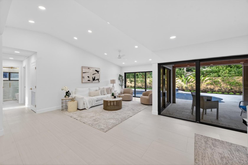 Exquisitely reimagined, this stunning 3-bedroom, 2-bath - photo 14