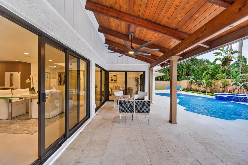 Exquisitely reimagined, this stunning 3-bedroom, 2-bath - photo 39