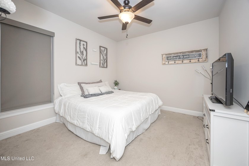 WELCOME TO YOUR DREAM HOME IN OCEAN SPRINGS, MISSISSIPPI! This - photo 51