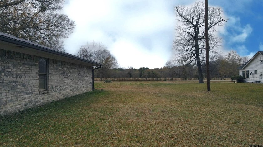 Welcome to your dream home nestled just outside of Mt. Pleasant - photo 24