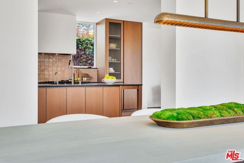 Welcome to 421 19th Street - a brand new custom-built residence - photo 32