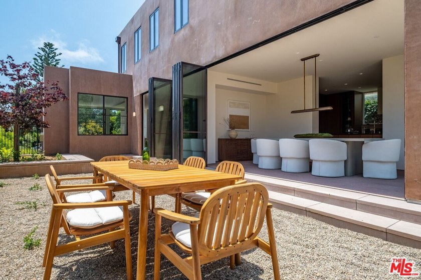 Welcome to 421 19th Street - a brand new custom-built residence - photo 35