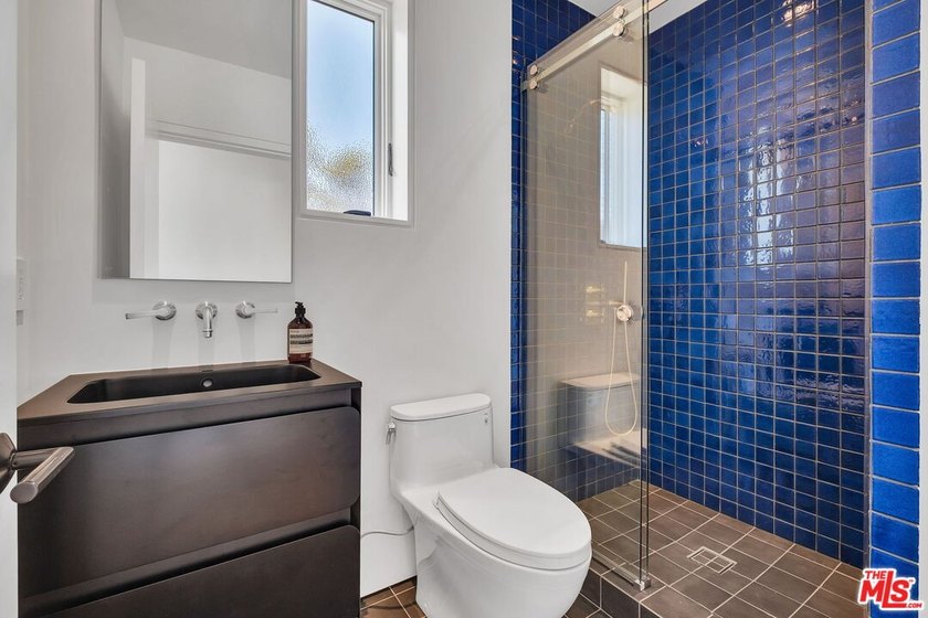 Welcome to 421 19th Street - a brand new custom-built residence - photo 57