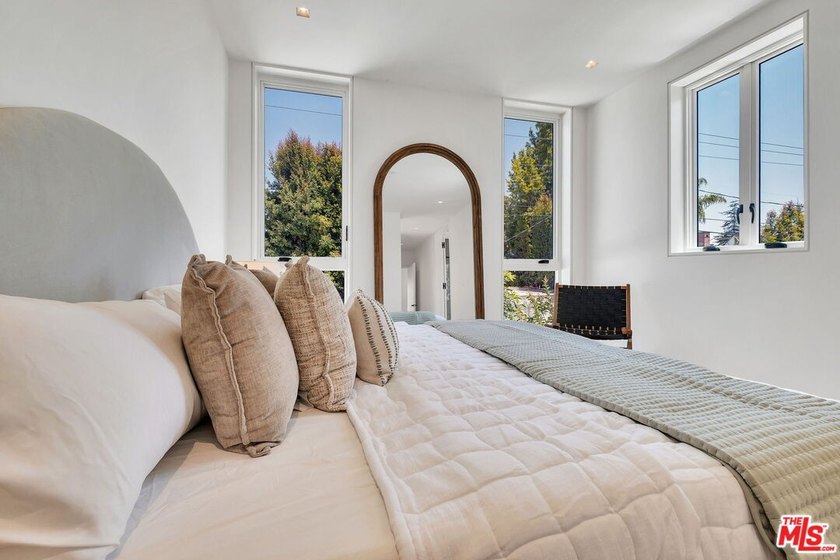 Welcome to 421 19th Street - a brand new custom-built residence - photo 60