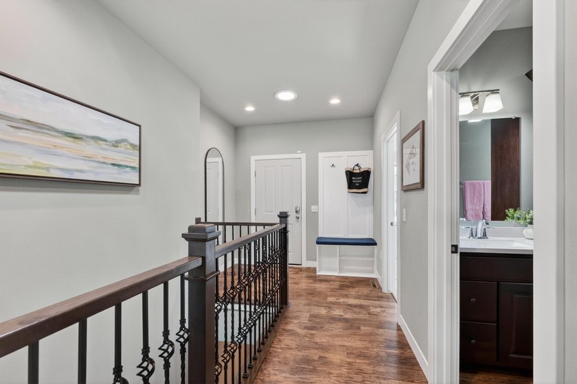 This thoughtfully designed ranch offers exceptional comfort and - photo 26