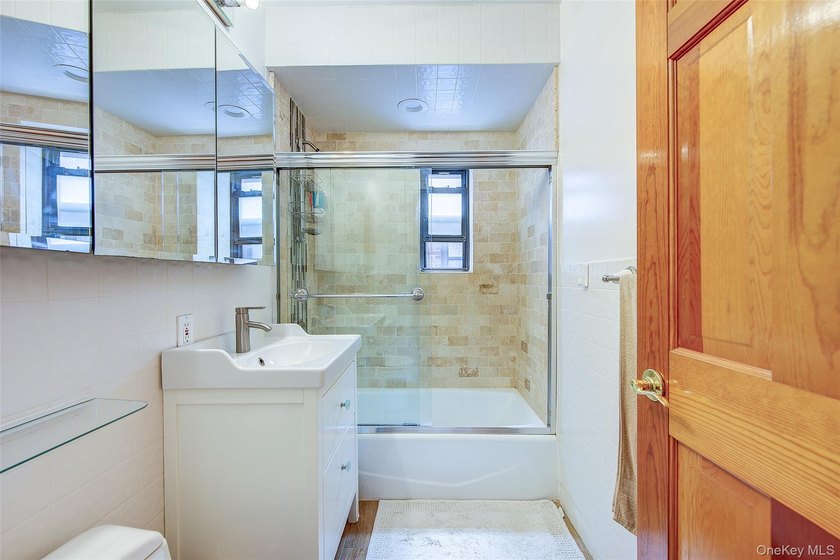 This large, sun-filled 1 bedroom, 1 bath offers a rare - photo 37