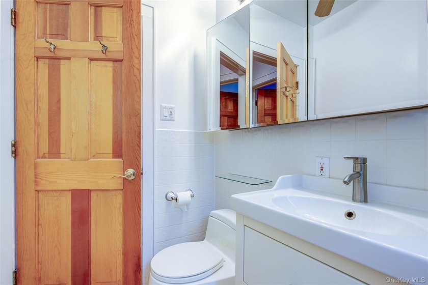 This large, sun-filled 1 bedroom, 1 bath offers a rare - photo 38