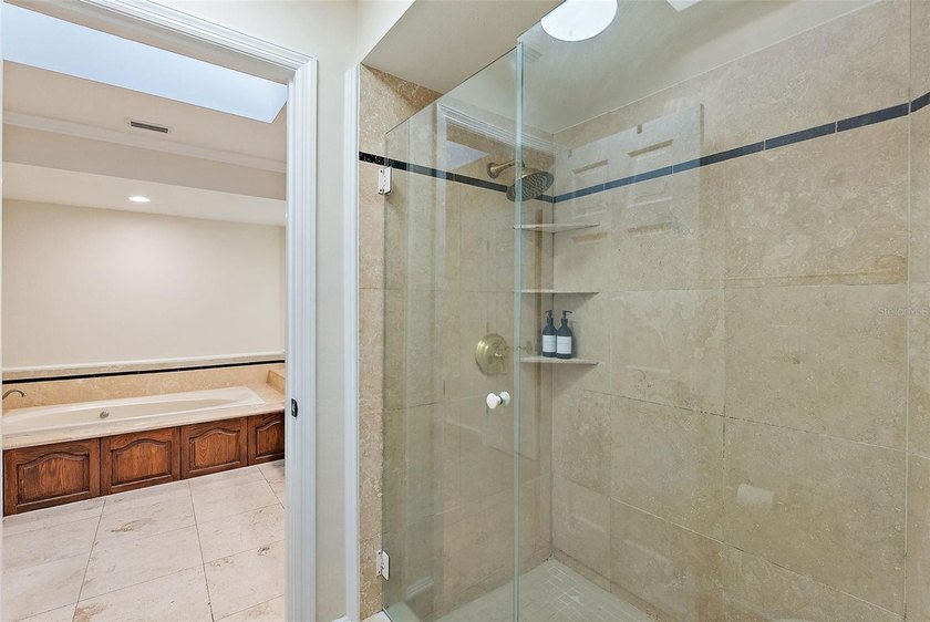 A rare opportunity to own a home in Riverview landings! Located - photo 32