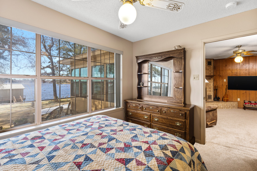 $106K PRICE IMPROVEMENTNE 21 Lake Cherokee - Great view! SOLD - photo 15