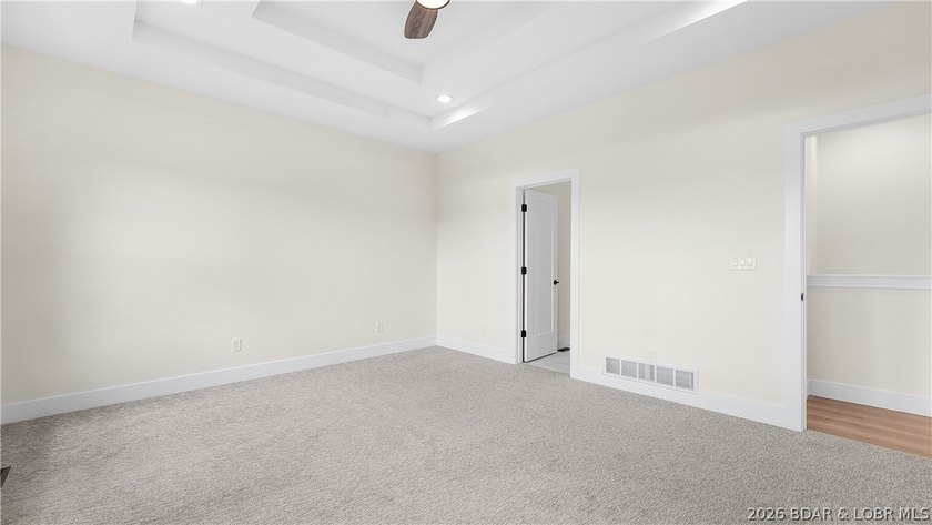 Brand-new, never-lived-in villa located at the 1MM in the - photo 22