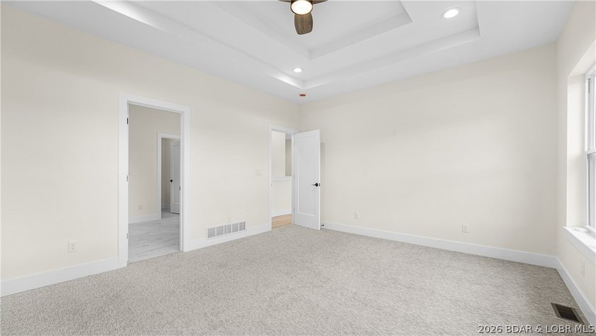 Brand-new, never-lived-in villa located at the 1MM in the - photo 23