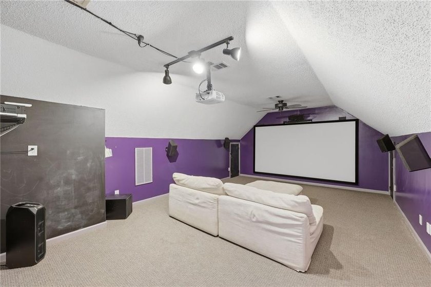 Seller is offering $10,000. in concessions Welcome to 1002 Belle - photo 25