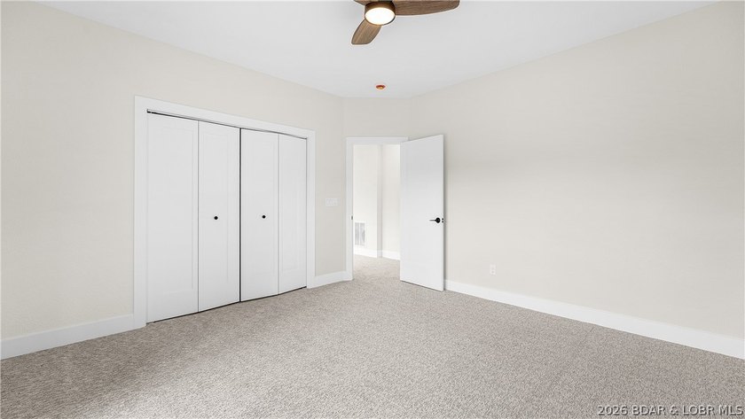 Brand-new, never-lived-in villa located at the 1MM in the - photo 27