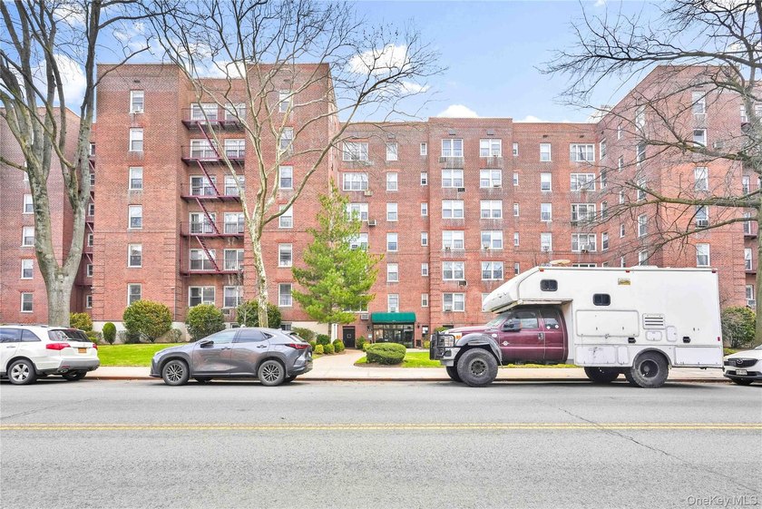 North Flushing Co-op for Sale - Fully Renovated 1 Bedroom, 1 - photo 15