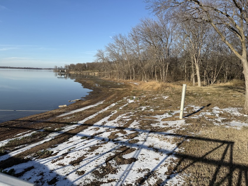 1+ Acre in subdivision on Richland Chambers Lake - photo 45