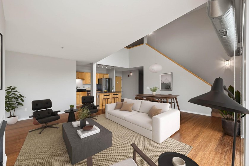 One-of-a-kind urban living in this exceptional two-story - photo 3