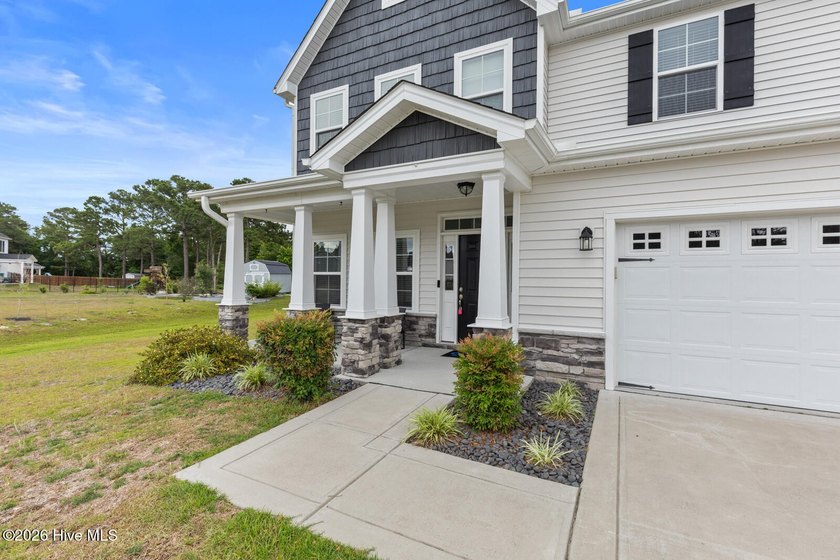Welcome to 137 Evergreen Forest Drive, located in the highly - photo 5