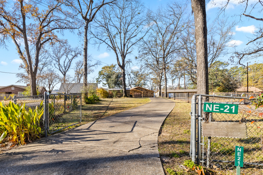 $106K PRICE IMPROVEMENTNE 21 Lake Cherokee - Great view! SOLD - photo 29
