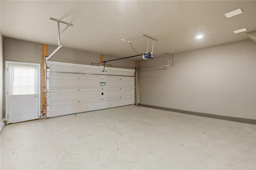 Stunning and Spacious Townhome in Desirable Acworth! Welcome - photo 7