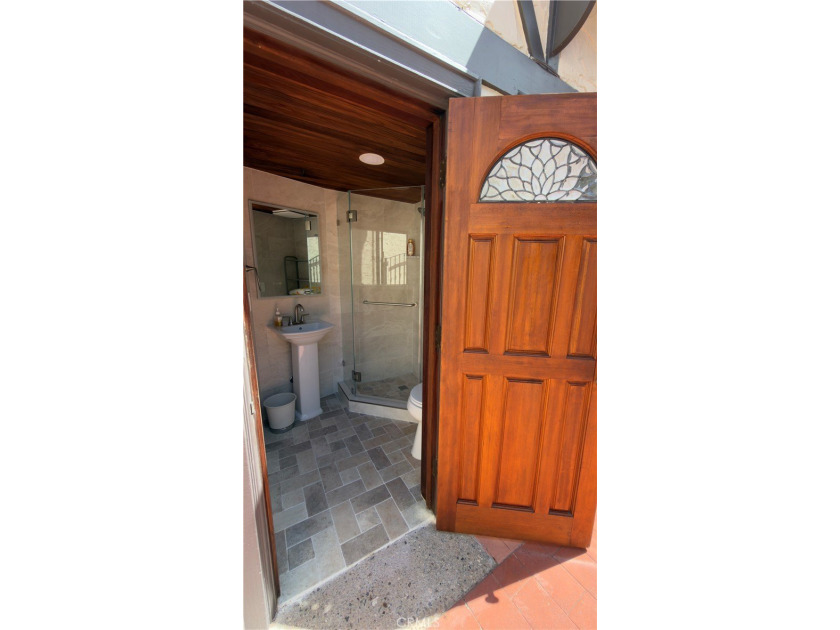 Welcome to Herringbone Hall, a beautiful North Laguna Beach home - photo 48