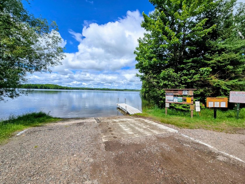 Northwoods home with western exposure and 100' of sand frontage - photo 28