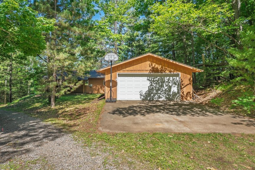 Northwoods home with western exposure and 100' of sand frontage - photo 30