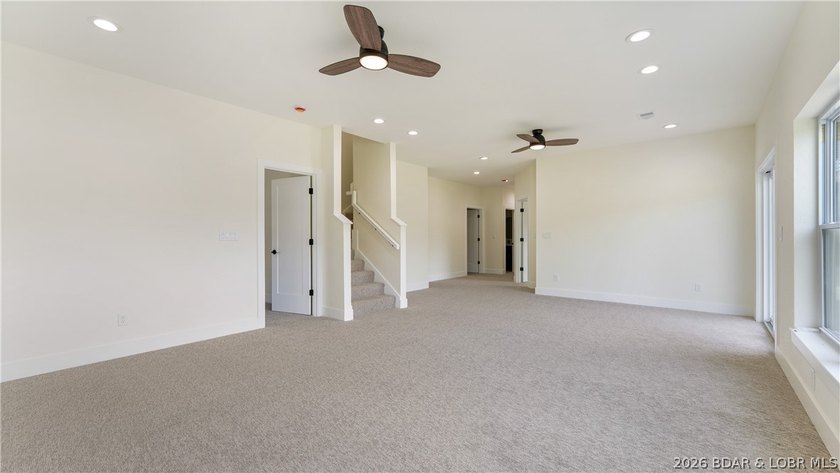 Brand-new, never-lived-in villa located at the 1MM in the - photo 23