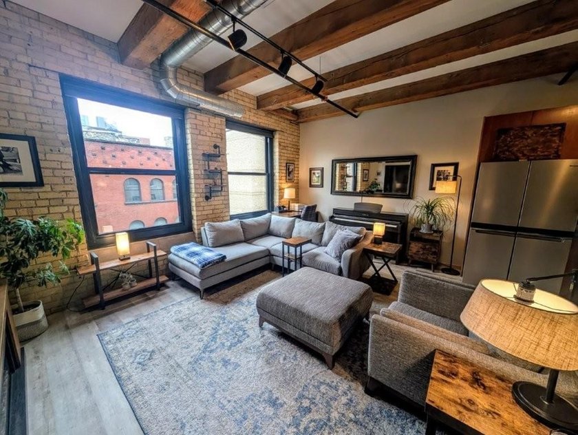 This beautifully maintained, open-concept condo/loft at River - photo 8