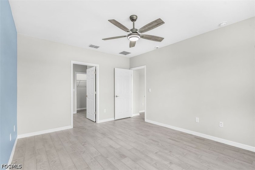 Built in 2025, this upgraded lakefront Cali floor plan offers 4 - photo 14