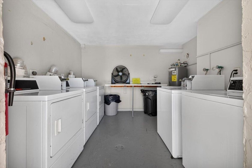 Welcome to this charming 2-bedroom, 2-bathroom condominium in - photo 32