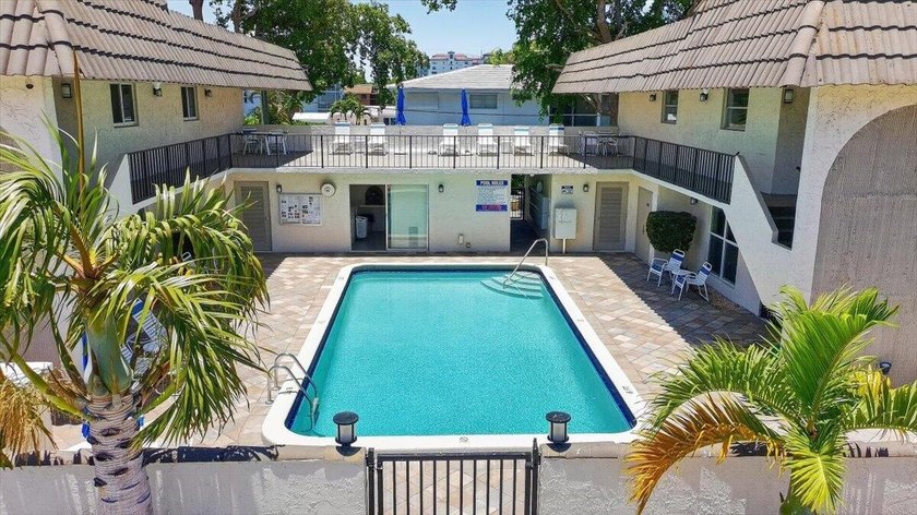 Welcome to this charming 2-bedroom, 2-bathroom condominium in - photo 35